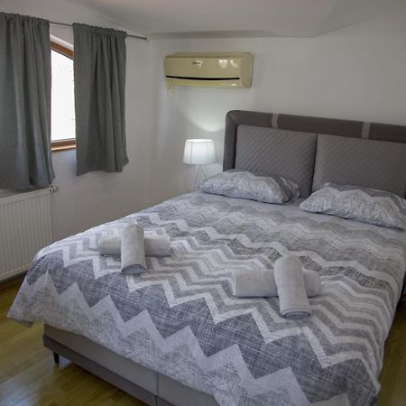Apartmani Kamelia Mostar Exterior foto